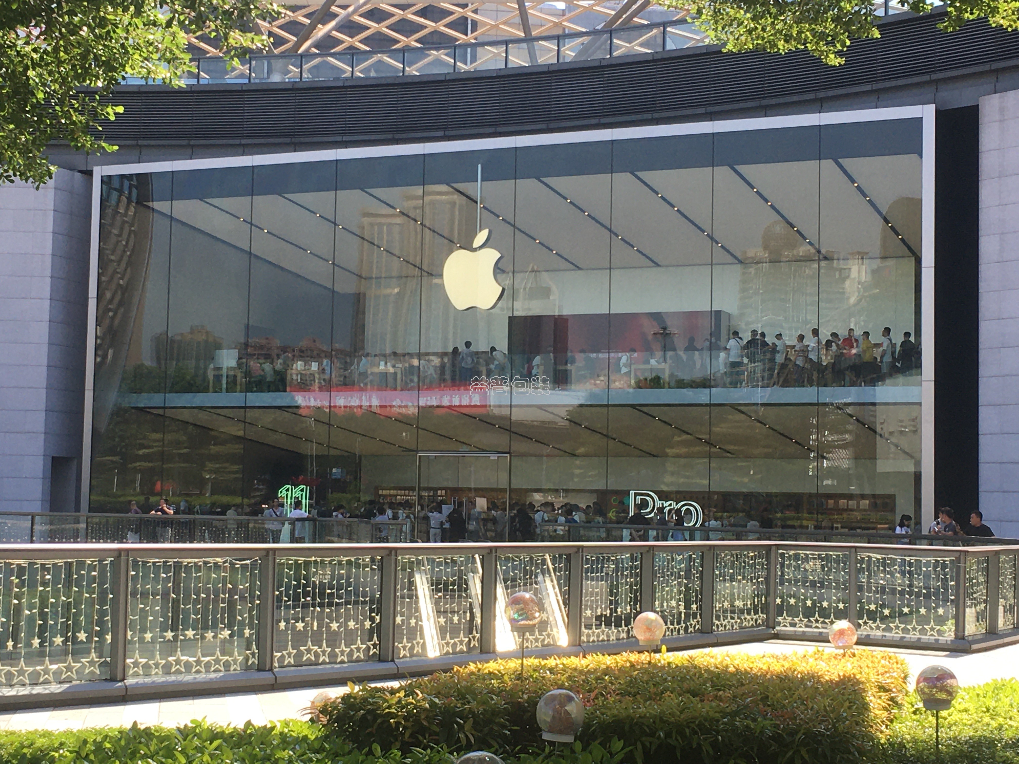 廣州全自動四邊封裝袋機,廣州碼垛機廠家,全自動碼垛機,碼垛機廠家,廣州垂直夾持提升機,廣州連續式垂直提升機